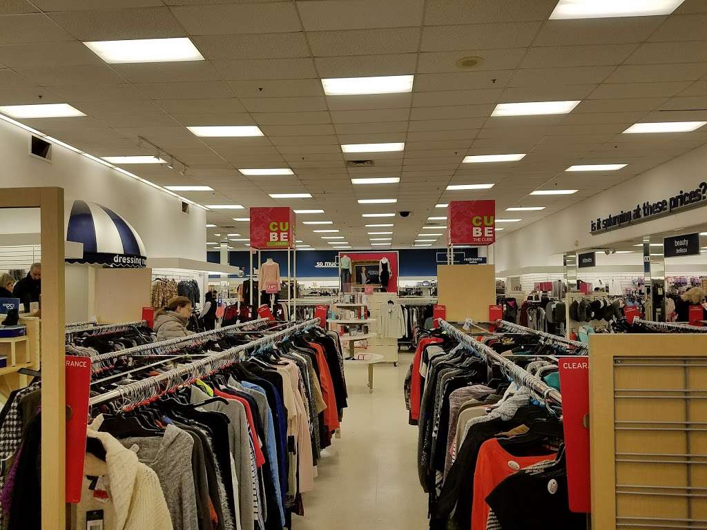 Marshalls | 256 East Sunrise Highway, Freeport, NY 11520, USA | Phone: (516) 623-3687