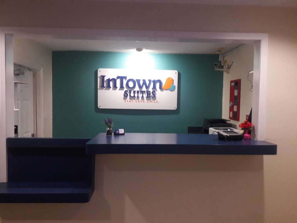 InTown Suites Extended Stay Houston TX - Highway 6 | 9155 Hwy 6 N, Houston, TX 77095, USA | Phone: (281) 858-1810