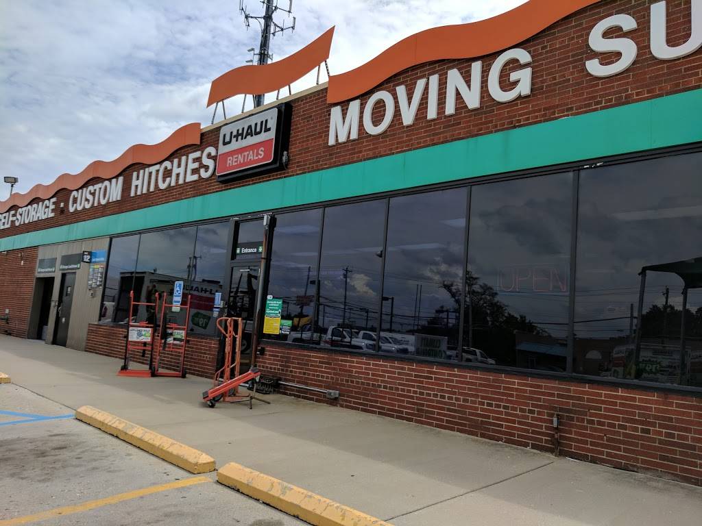 U-Haul Moving & Storage at Dixie Hwy | 4425 Dixie Hwy, Elsmere, KY 41018, USA | Phone: (859) 342-8170