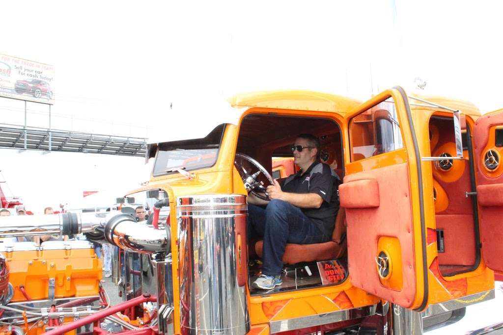 Elizabeth Truck Center Tow Sales | 2928, 888 North Ave, Elizabeth, NJ 07201, USA | Phone: (908) 355-9200