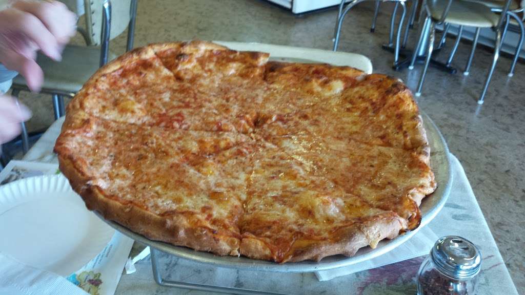 Stuccios Pizzeria | 826 W Front St, Berwick, PA 18603 | Phone: (570) 752-2964