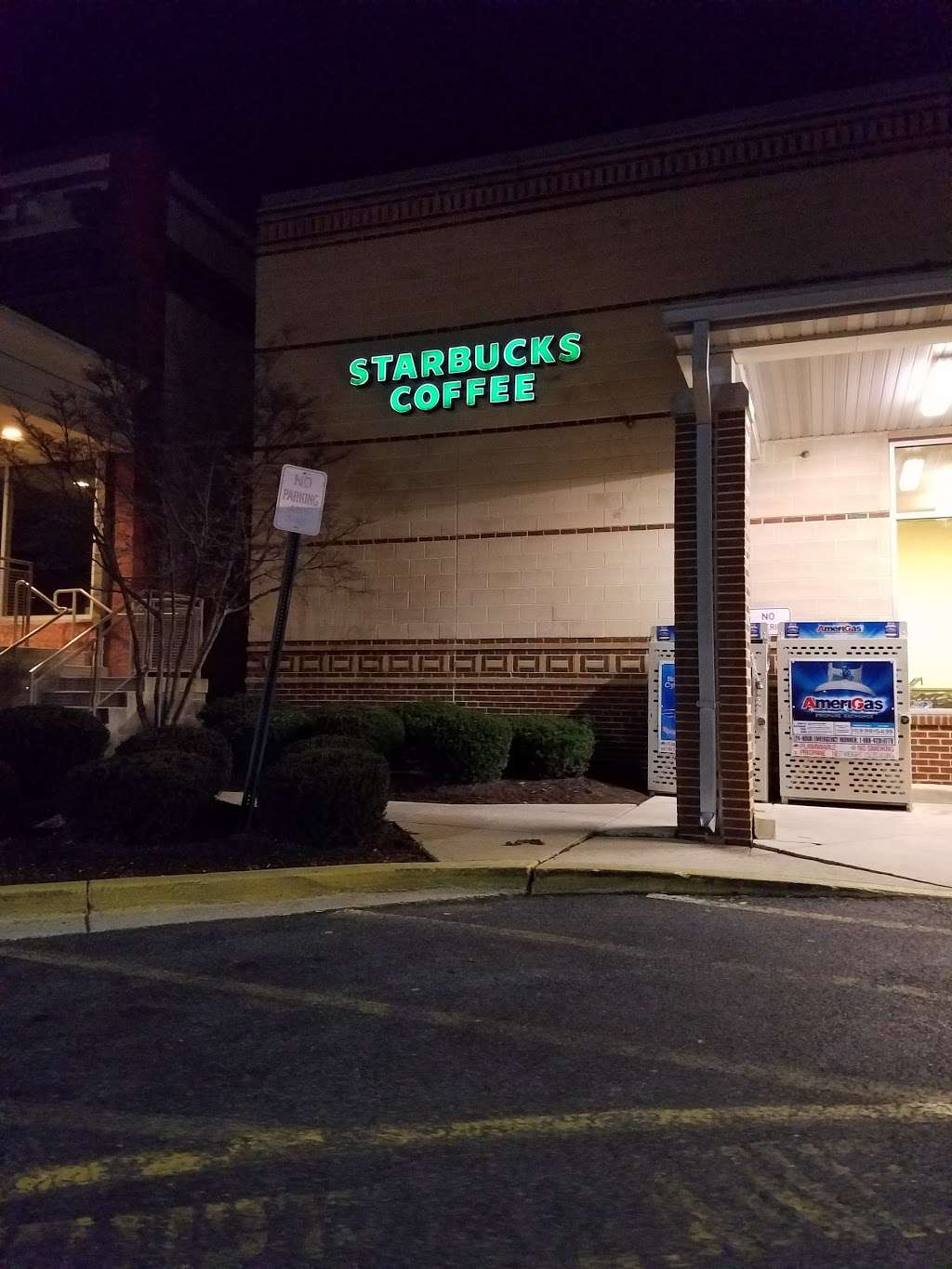 Starbucks | 15449 New Hampshire Ave, Silver Spring, MD 20905, USA | Phone: (301) 476-8300