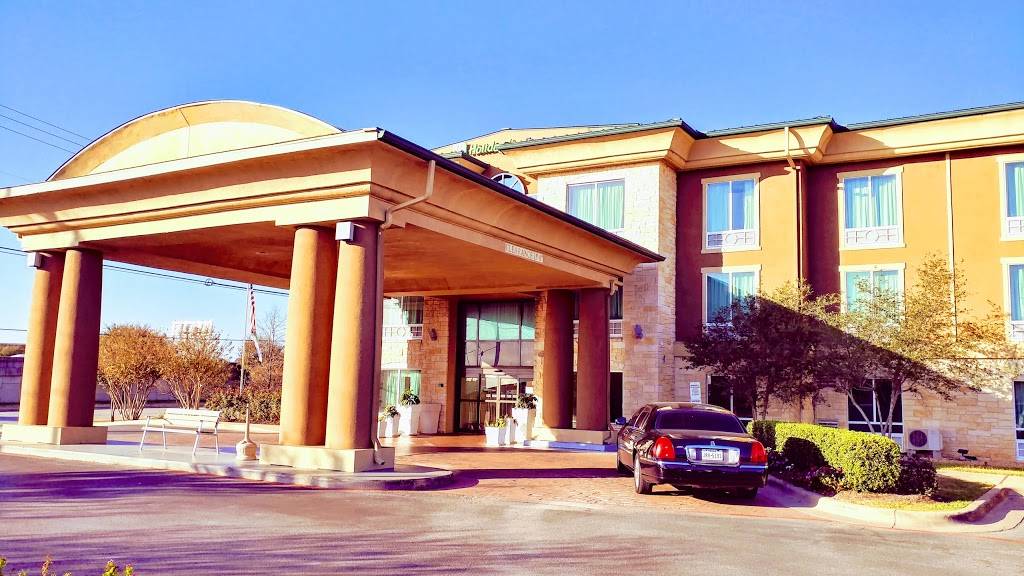 Holiday Inn Express & Suites Austin SW - Sunset Valley | 4892 US, US-290, Sunset Valley, TX 78735, USA | Phone: (512) 891-9500