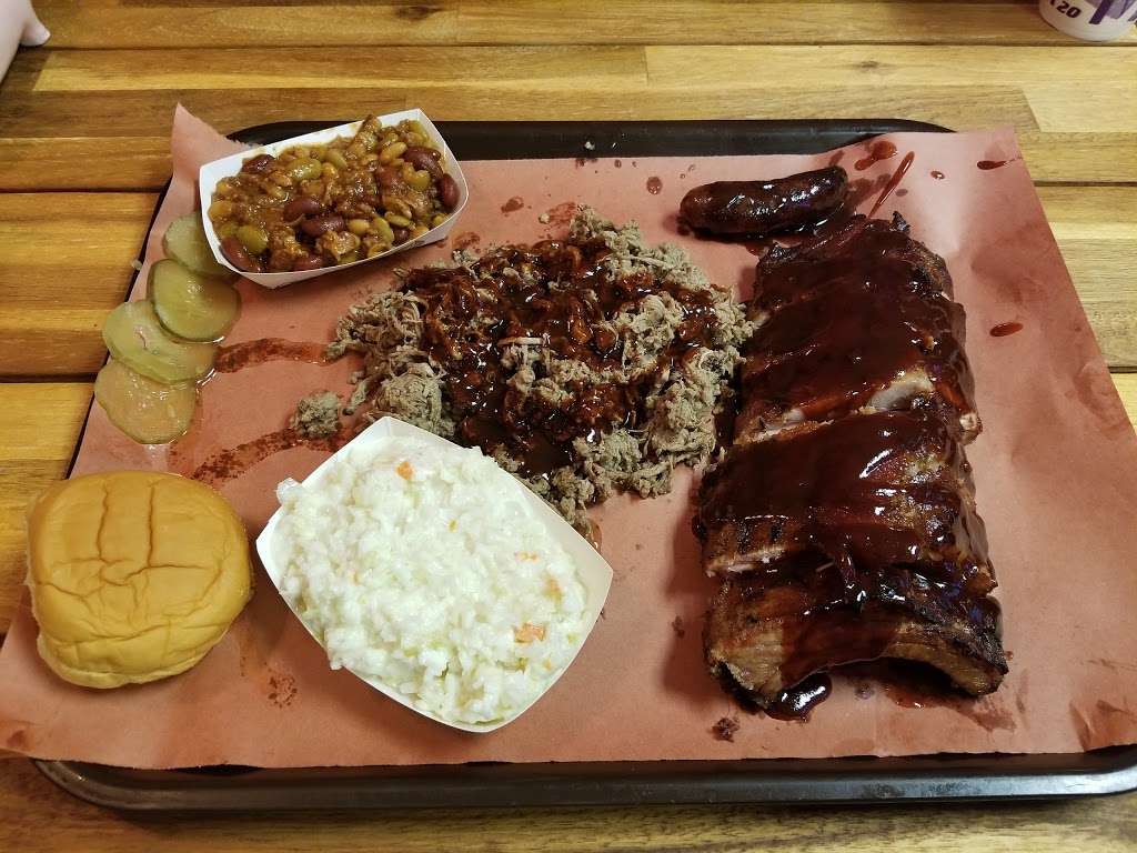 Holy Smokehouse BBQ | 3055 Black Gap Rd, Chambersburg, PA 17202, USA | Phone: (717) 261-1636