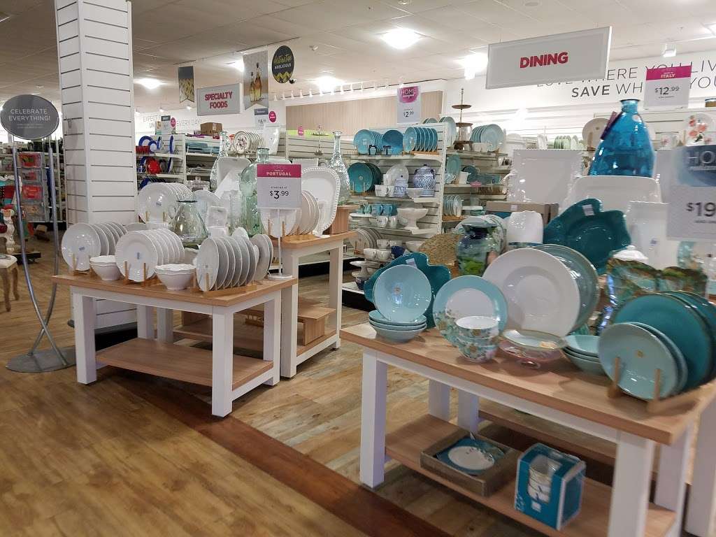 HomeGoods | 1644 Merrick Rd, Merrick, NY 11566, USA | Phone: (516) 771-0693