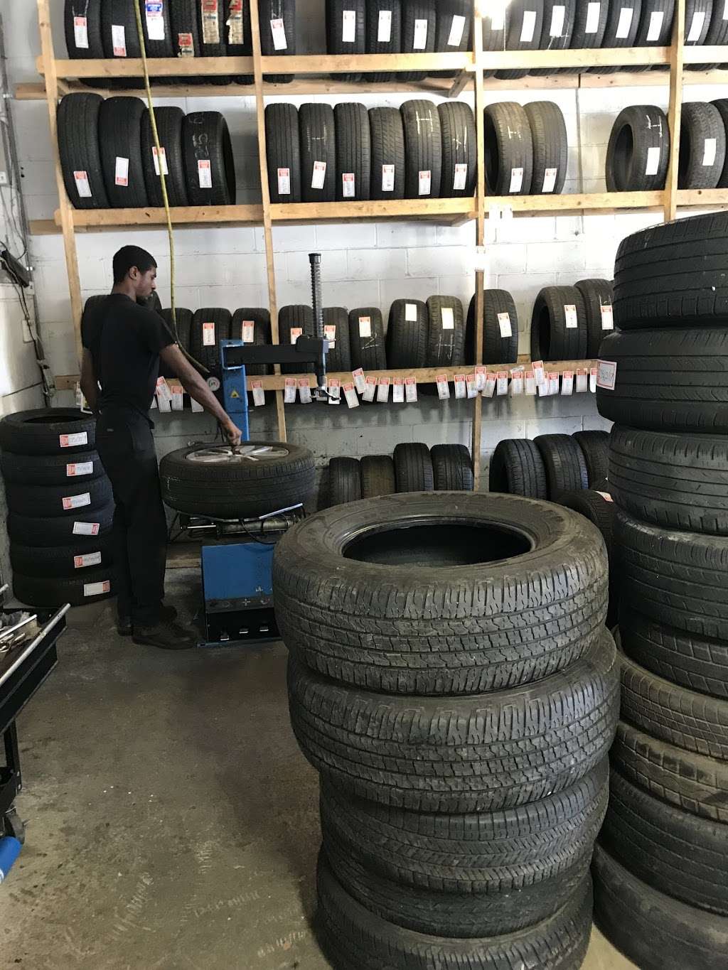 Mr. 24 Quality Discount Tires | 1502 Easton Rd, Abington, PA 19001 | Phone: (215) 346-2415
