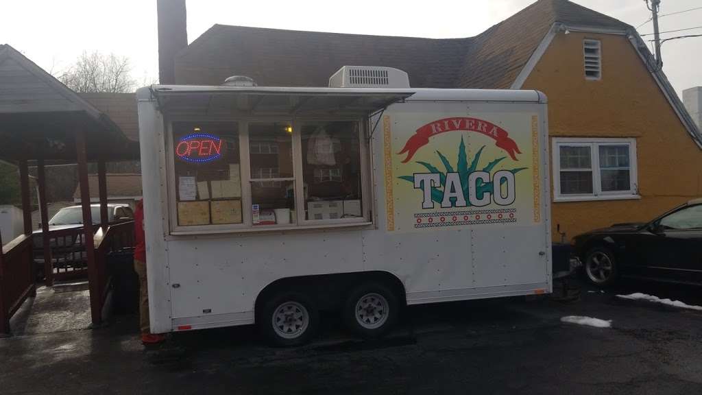 Tacos rivera | 243 Christiana Rd, New Castle, DE 19720 | Phone: (302) 276-2024