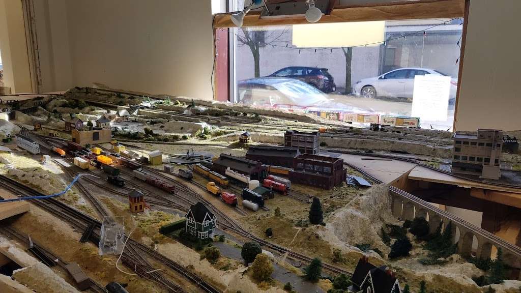 Friends Hobby Shop | 8501 75th St suite L, Kenosha, WI 53142, USA | Phone: (847) 395-5280