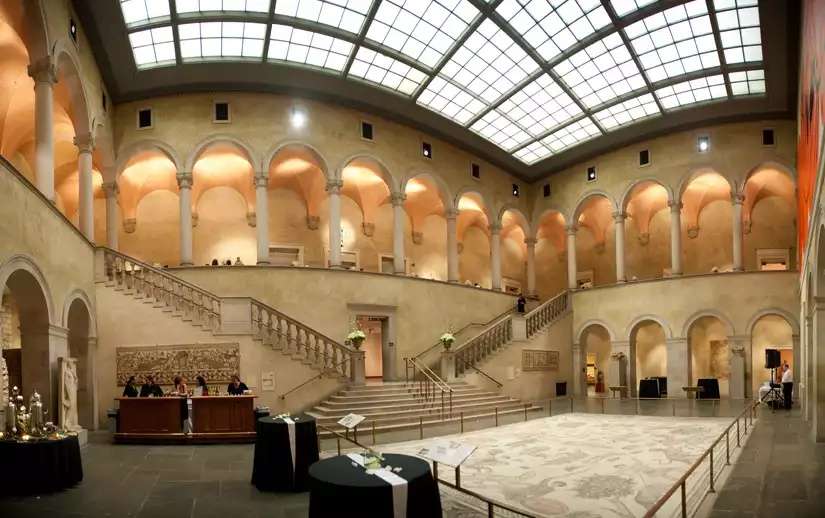 Bostons Accent | 1536 Mystic Valley Pkwy, Medford, MA 02155, USA | Phone: (617) 957-7663