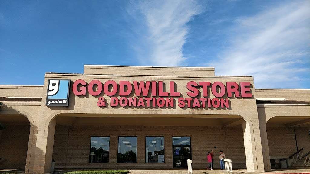 Goodwill Store and Donation Station | 4949 Northwest Loop 410, San Antonio, TX 78229 | Phone: (210) 924-8581