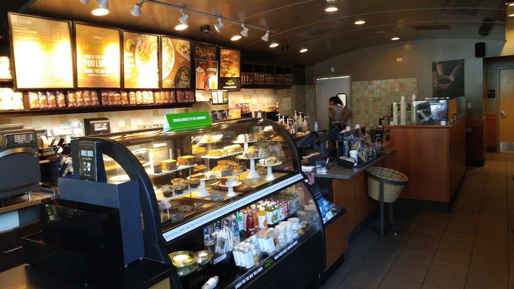 Starbucks | 711 Lake St, Oak Park, IL 60301 | Phone: (708) 660-9357