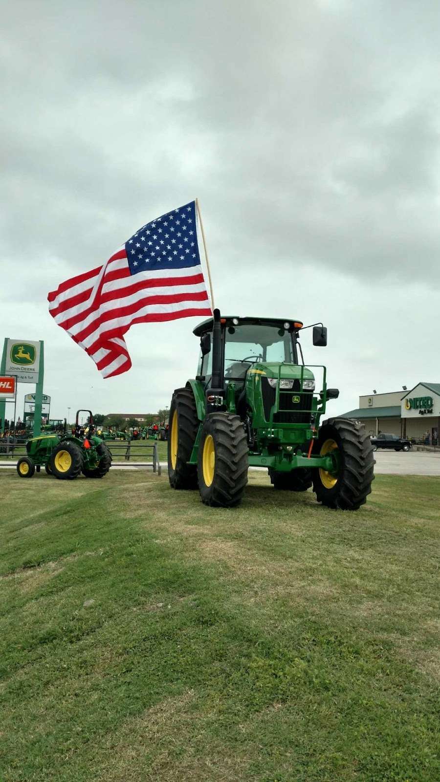 United Ag & Turf | 9819 N Hwy 6 Loop, Navasota, TX 77868, USA | Phone: (936) 825-6575