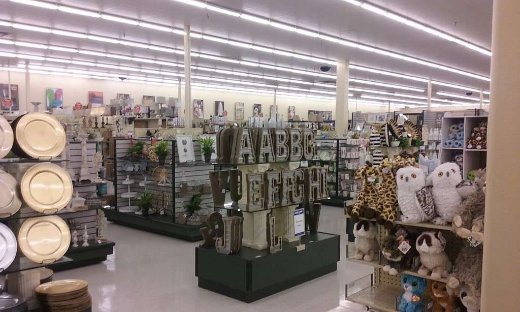 Hobby Lobby | 421 N Randall Rd, Batavia, IL 60510, USA | Phone: (630) 761-0244