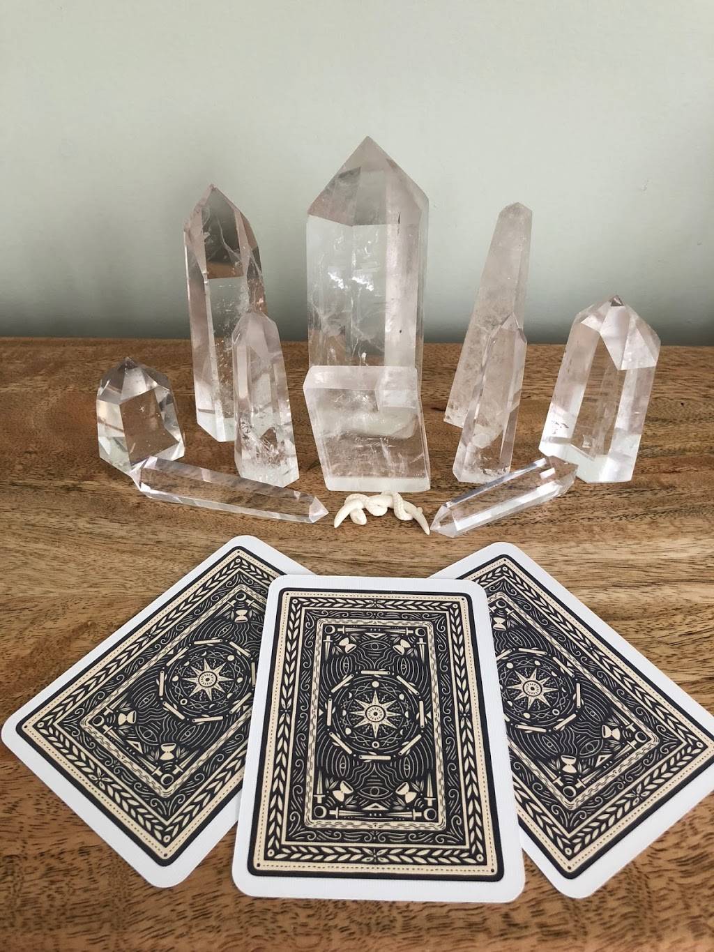 White Light Crystal Reiki | 4837 Sierra Dr, Honolulu, HI 96816, USA | Phone: (808) 599-0880