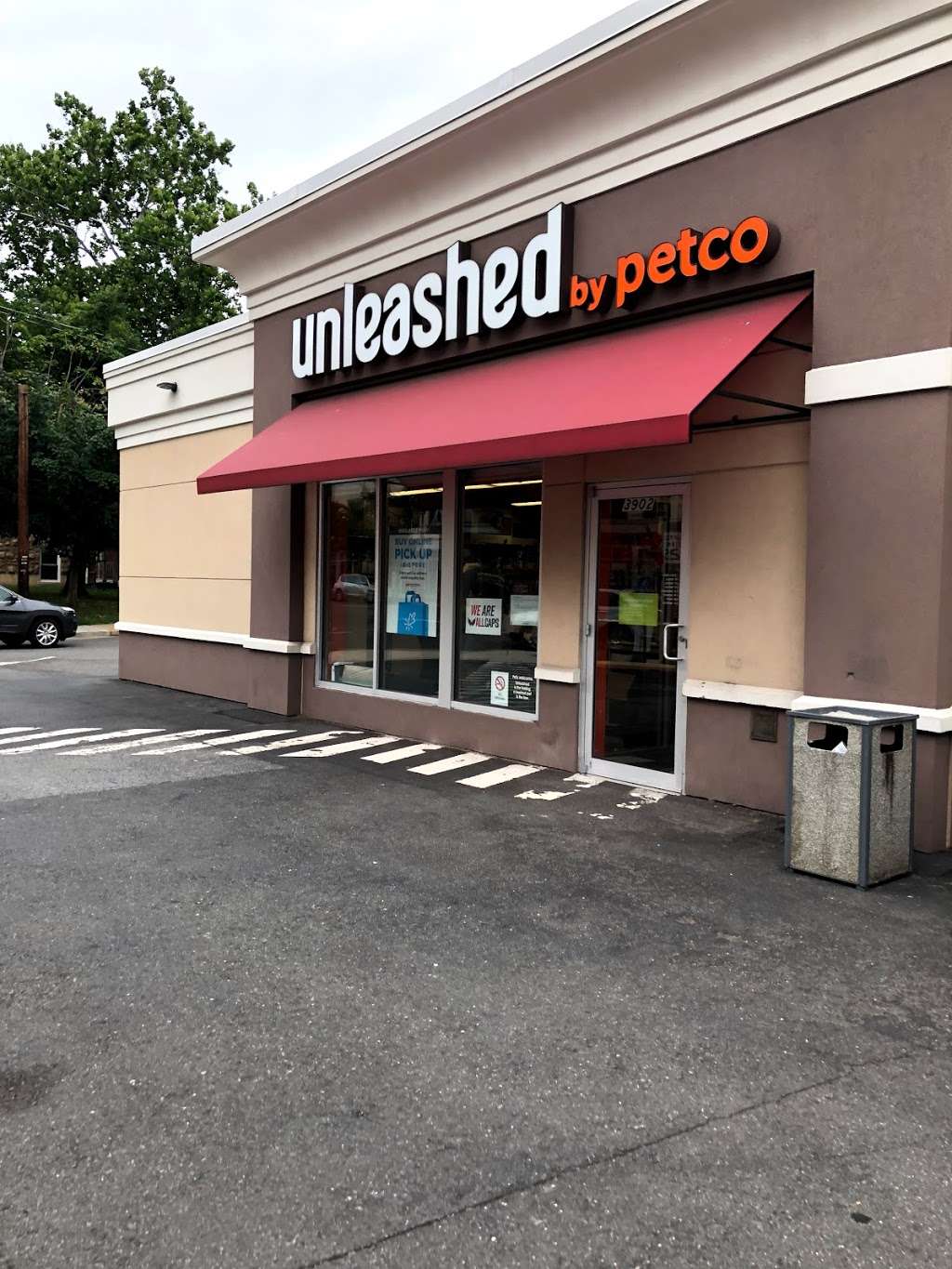 Unleashed by Petco | 3902 Wilson Blvd, Arlington, VA 22203, USA | Phone: (703) 243-6334