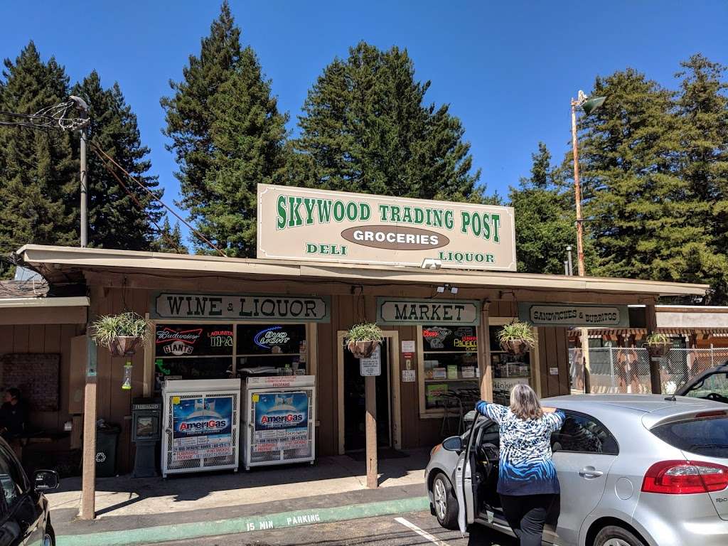 Skywood Trading Post & Deli | 17287 Skyline Blvd, Woodside, CA 94062, USA | Phone: (650) 851-0914