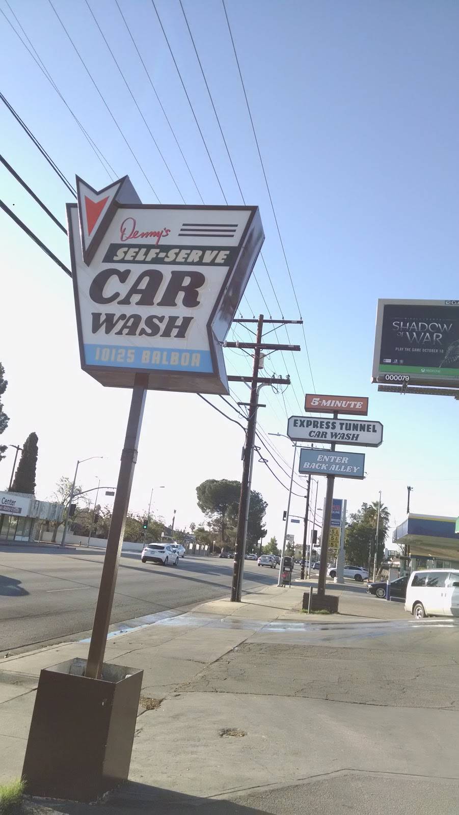 Dennys Car Wash | 10125 Balboa Blvd, Northridge, CA 91325, USA | Phone: (818) 701-5242