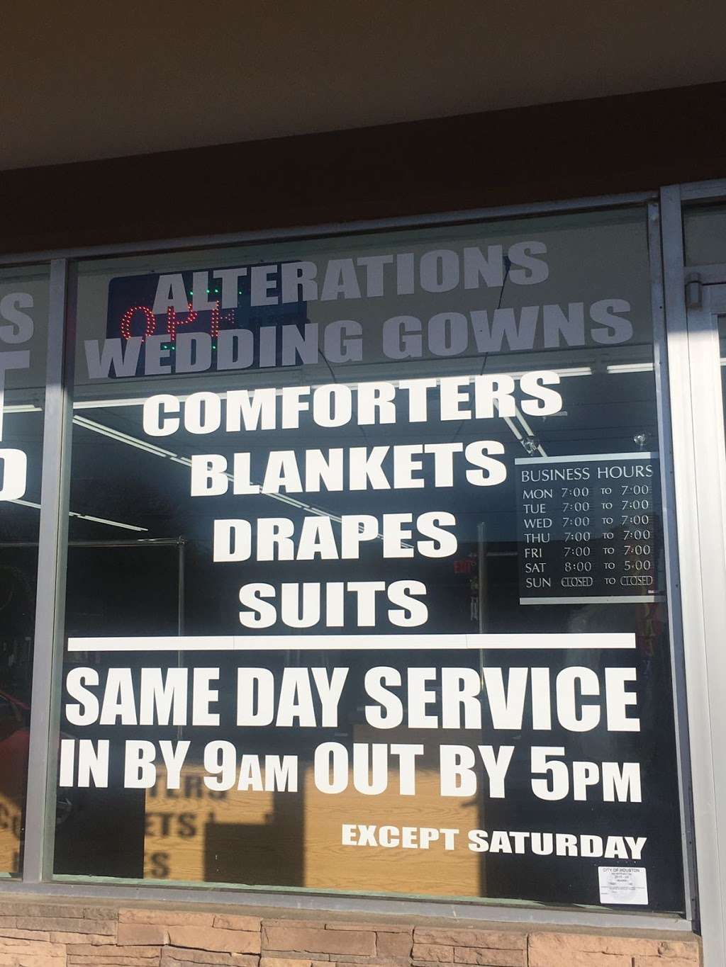 Superior Dry Cleaners | 1442 Sherwood Forest St, Houston, TX 77043, USA | Phone: (281) 501-8393