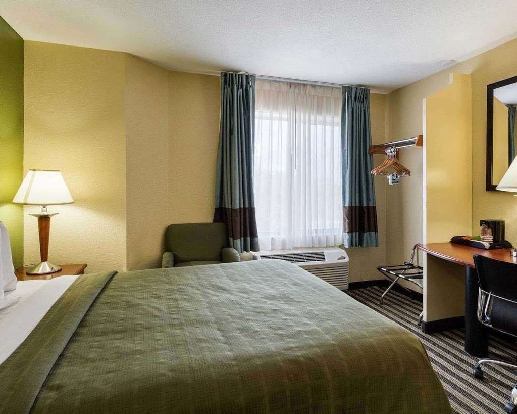 Quality Inn | 5222 Interstate 10 E, Baytown, TX 77521, USA | Phone: (281) 421-7200