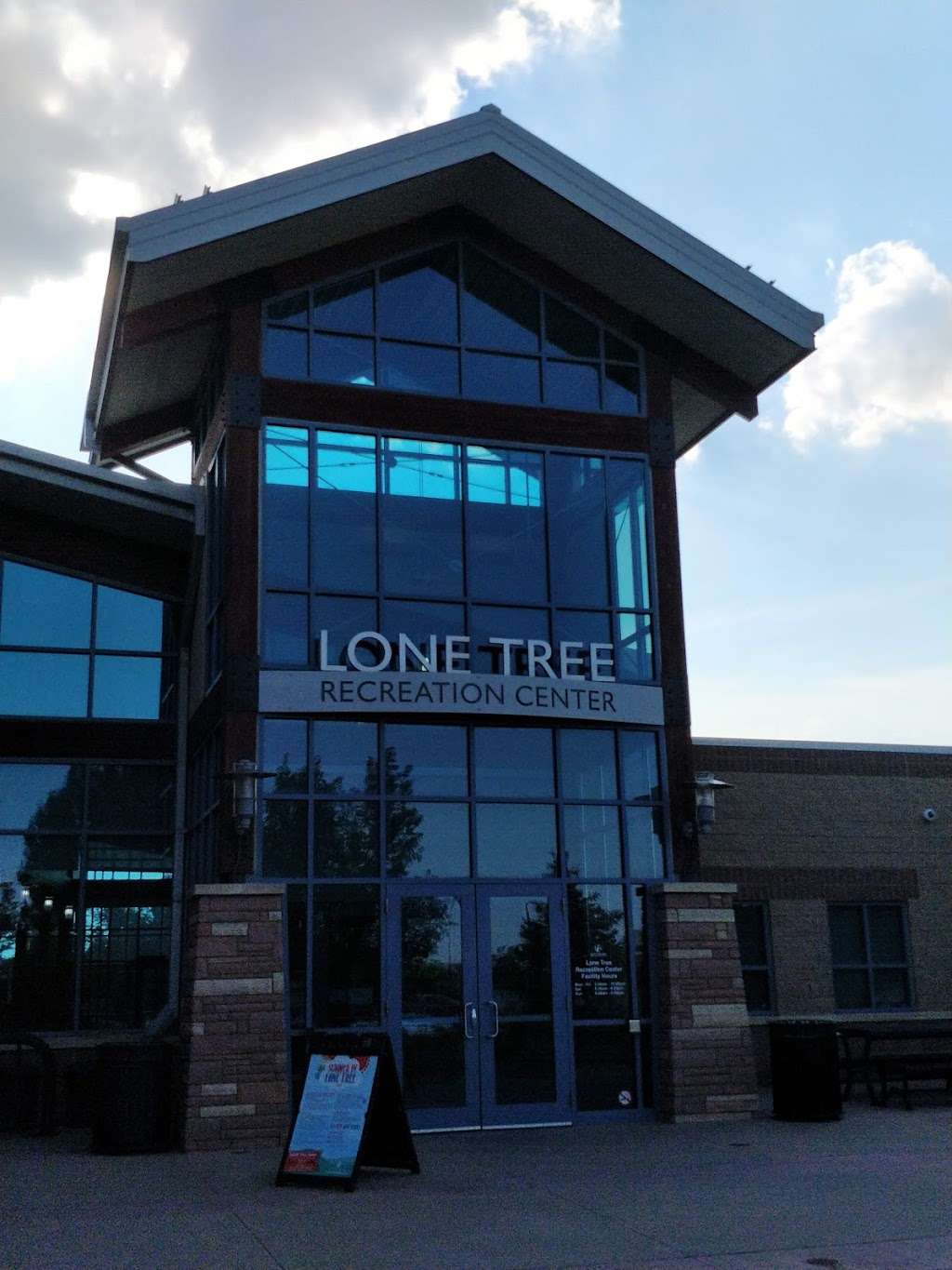 Lone Tree Recreation Center | 10249 Ridgegate Cir, Lone Tree, CO 80124, USA | Phone: (303) 708-3500