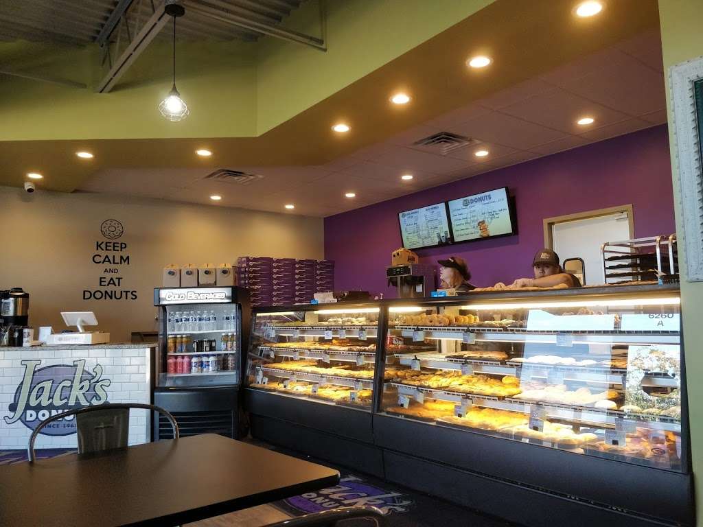 Jacks Donuts | 6260 Intech Commons Dr A, Indianapolis, IN 46278 | Phone: (317) 389-5850