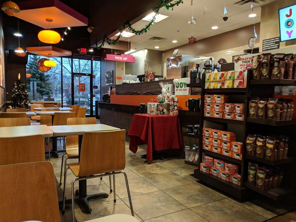 Dunkin Donuts | 26w220 Geneva Rd, Carol Stream, IL 60188, USA | Phone: (630) 665-7781