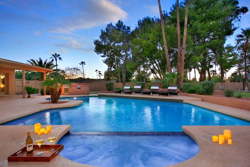 Phoenix Arizona Vacation Rentals | 5540 E Crocus Dr, Scottsdale, AZ 85254, USA | Phone: (602) 446-3987