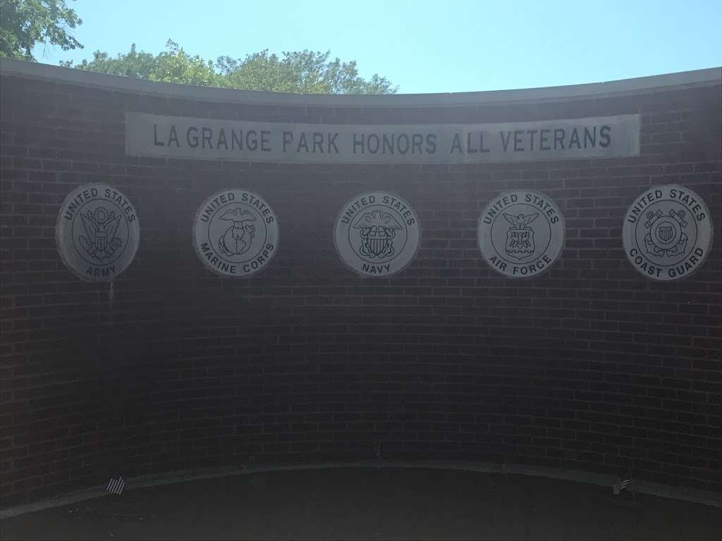 La Grange Park Veterans Memorial | La Grange Park, IL 60526, USA