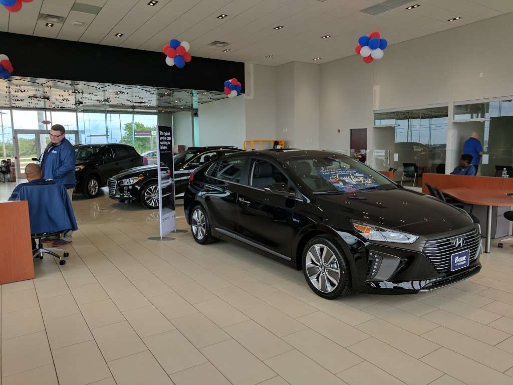 Racine Hyundai | 13313 Washington Ave, Mt Pleasant, WI 53177, USA | Phone: (262) 884-7575