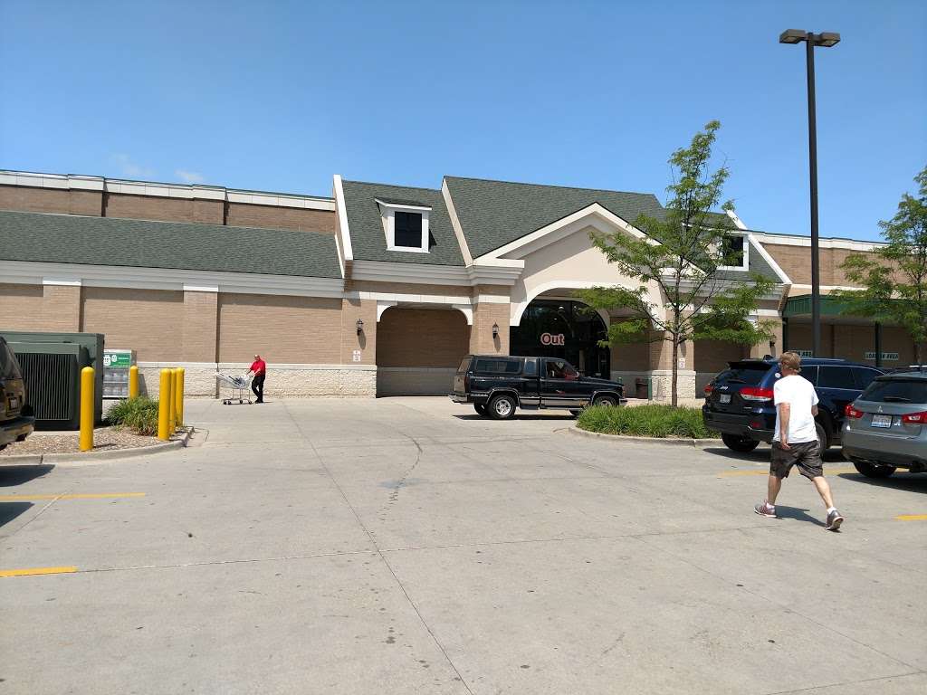 Menards Light store | 1400 W Lake Cook Rd, Long Grove, IL 60047, USA