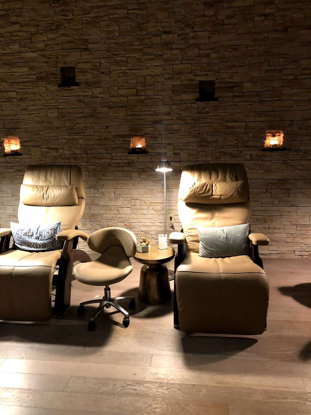 Hiatus Spa + Retreat | 5740 San Felipe St Suite 110, Houston, TX 77057, USA | Phone: (713) 470-0990