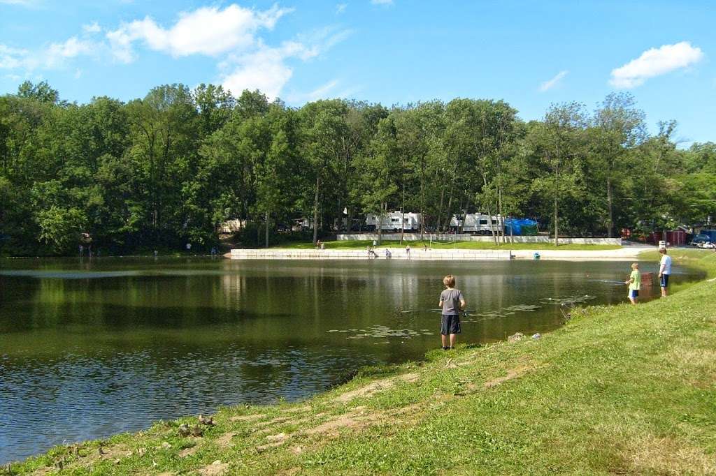 Mountain Springs Camping Resort | 3450 Mountain Rd, Hamburg, PA 19526, USA | Phone: (610) 488-6859