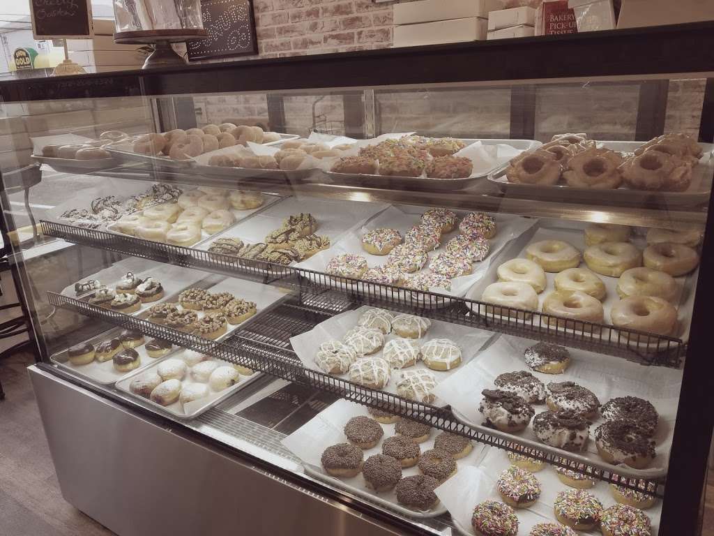 Cloud 9 Donuts | 143 Drum Point Rd B, Brick, NJ 08723, USA | Phone: (732) 206-6526