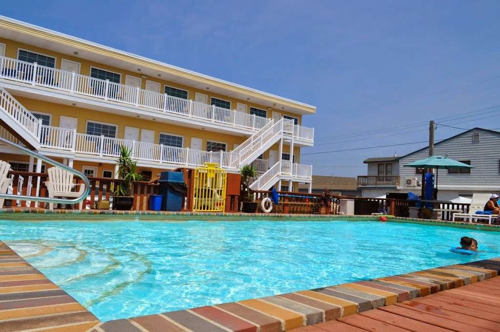 Sea Horse Motel | 4204 Long Beach Blvd, Beach Haven, NJ 08008, USA | Phone: (609) 494-5392