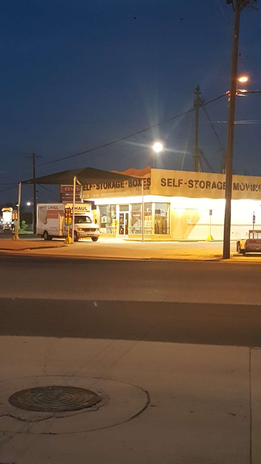 U-Haul Moving & Storage at W W White | 4502 Rigsby Ave, San Antonio, TX 78222, USA | Phone: (210) 333-3131