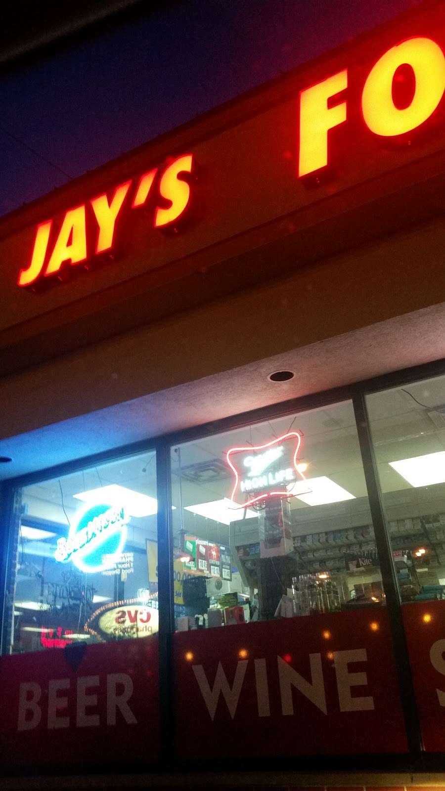 Jays Food & Liquor | 5226 N Nagle Ave, Chicago, IL 60630, USA | Phone: (773) 774-5358