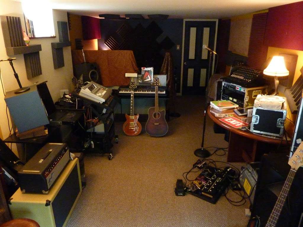 Solarfuzz Music Studio | 716 Donald Dr, Emmaus, PA 18049 | Phone: (484) 347-4307