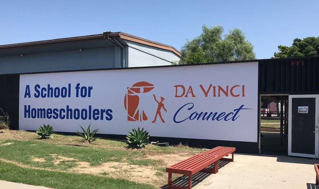 Da Vinci Innovation Academy | 13500 Aviation Blvd, Hawthorne, CA 90250, USA | Phone: (310) 725-5800