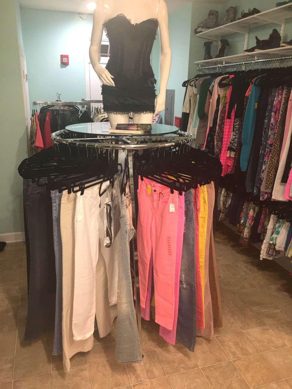 ReWearHouse Consignment Boutique | 8846 Arbor Creek Dr #A, Charlotte, NC 28269, USA | Phone: (704) 946-2850