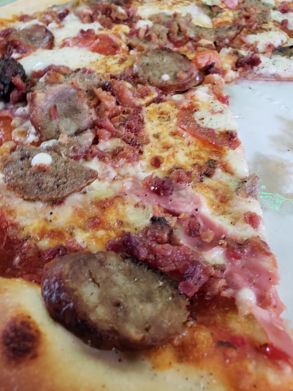 Riossi Pizza | 4417 Broadway, New York, NY 10040, USA | Phone: (212) 304-2333