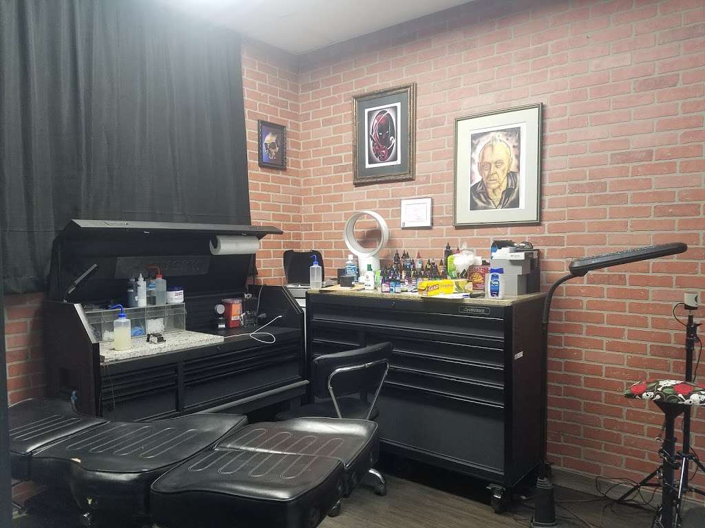 Beltons Ink Spot | 827 E North Ave, Belton, MO 64012, USA | Phone: (816) 331-7673