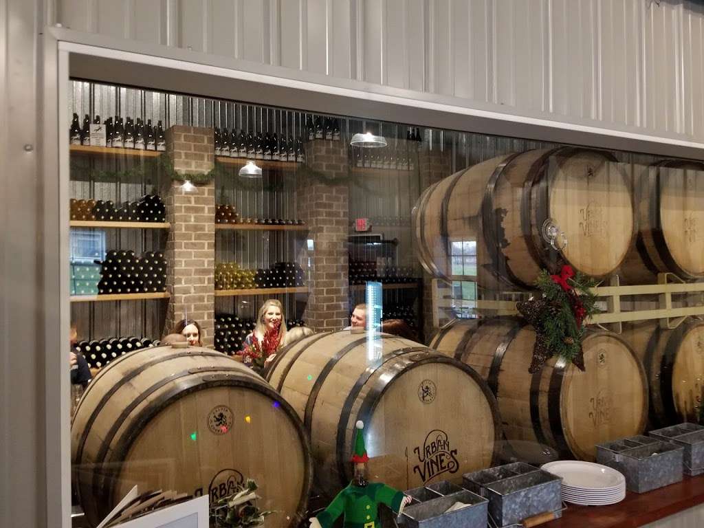 Urban Vines Winery & Brewery | 303 E 161st St, Westfield, IN 46074, USA | Phone: (317) 763-0678