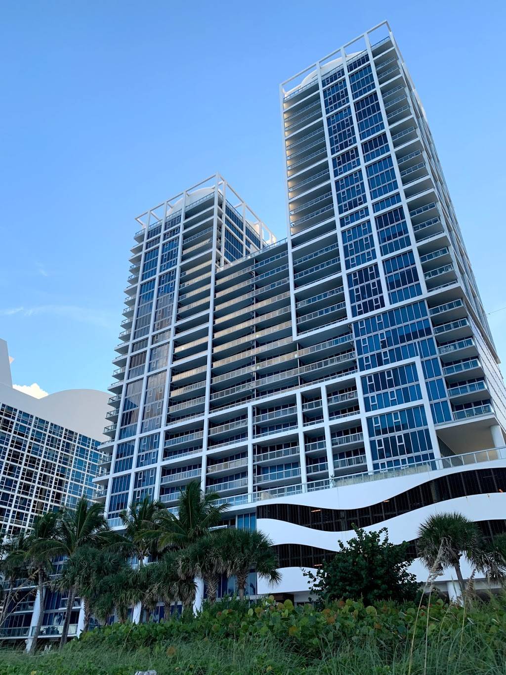 Carillon Condo Miami Beach | 6801 Collins Avenue PH, Miami Beach, FL 33141 | Phone: (305) 814-9434