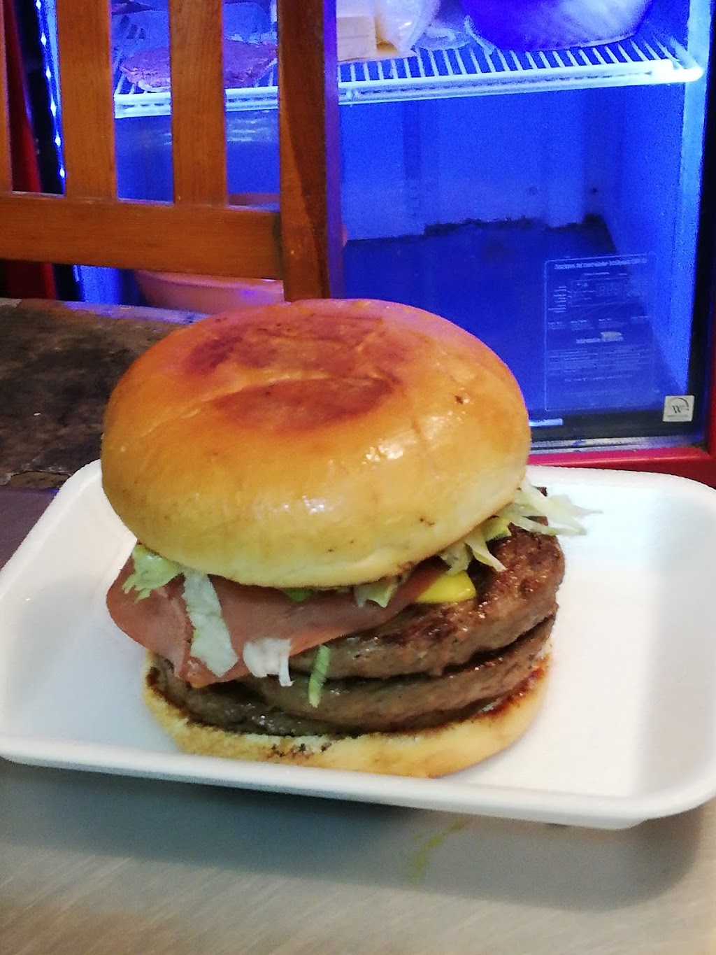 Hamburguesas Y Snack Mickelle | Puerto Vallarta 1206, Bellavista, 88179 Nuevo Laredo, Tamps., Mexico | Phone: 867 334 4916