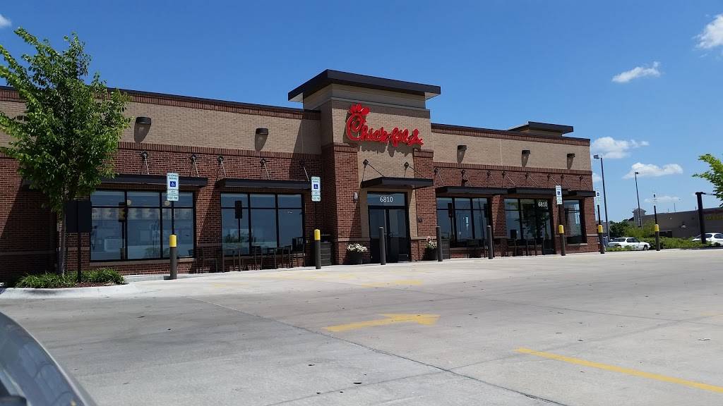 Chick-fil-A | 6810 S 27th St, Lincoln, NE 68512, USA | Phone: (402) 975-2448