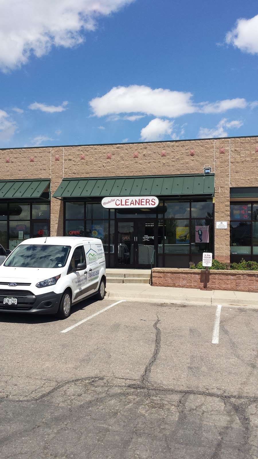 Meadow View Cleaners | 600 S Airport Rd # G, Longmont, CO 80503, USA | Phone: (303) 682-2606