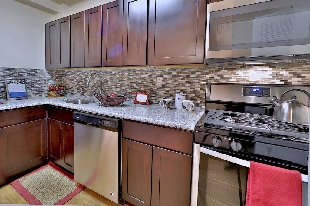 Westerlee Apartment Homes | 8 Poolside Ct, Baltimore, MD 21228, USA | Phone: (410) 709-3238