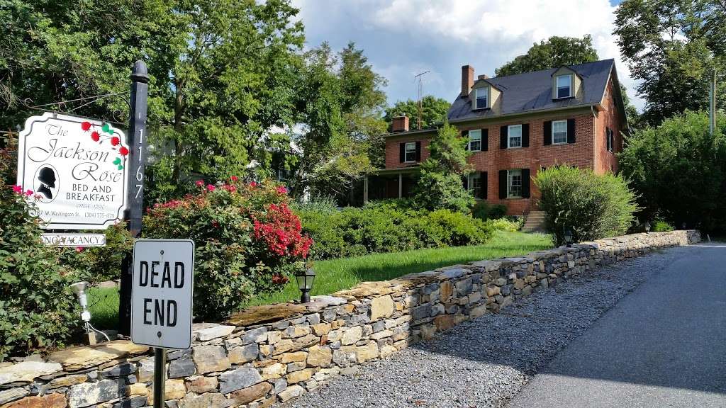 The Jackson Rose Bed & Breakfast | 1167 Washington St, Harpers Ferry, WV 25425, USA | Phone: (304) 535-1528