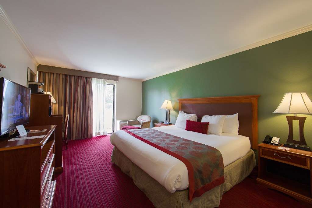 Ramada by Wyndham Houston Intercontinental Airport East | 6115 Will Clayton Pkwy, Humble, TX 77338, USA | Phone: (832) 412-1020