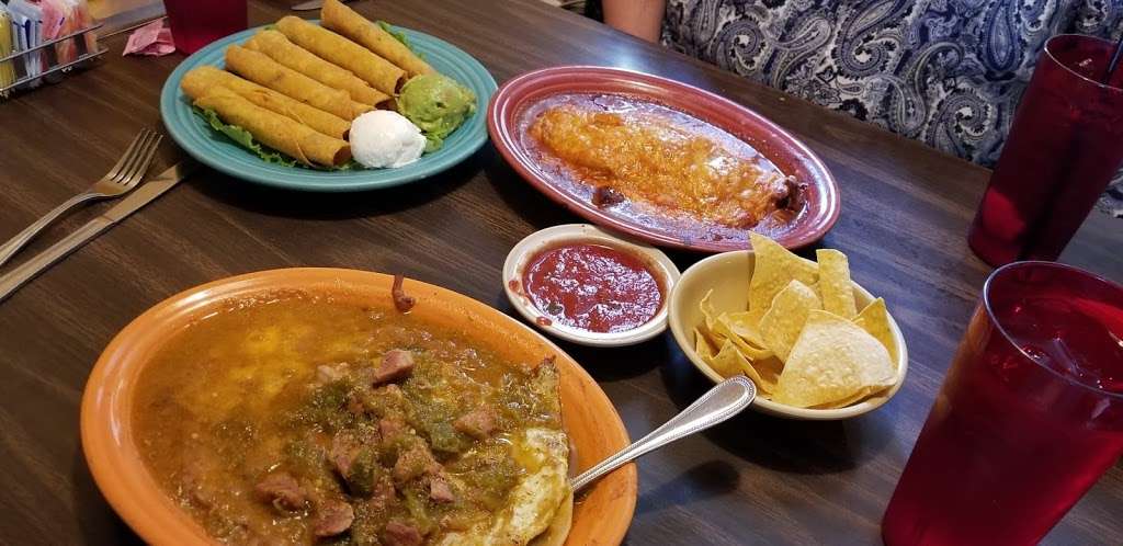 Efrains II Mexican Restaurant | 1630 63rd St # 10, Boulder, CO 80301, USA | Phone: (303) 440-4045